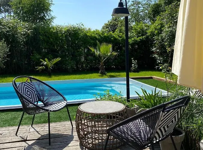 Jeane-rose, Maison En Bois Avec Piscine Dom wakacyjny Andernos-les-Bains