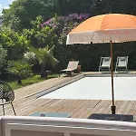 Jeane-rose, Maison En Bois Avec Piscine Andernos-les-Bains