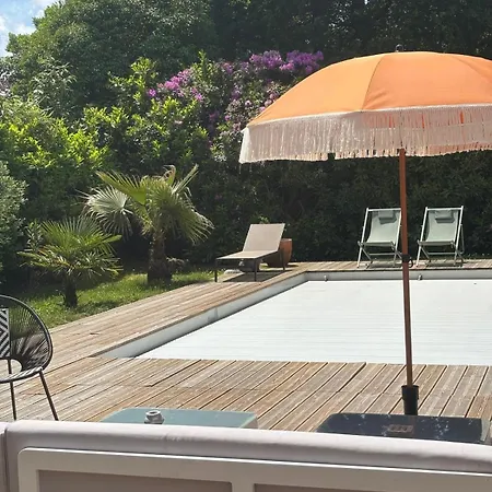 Jeane-rose, Maison En Bois Avec Piscine Andernos-les-Bains