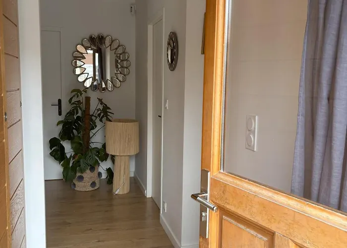 Jeane-rose, Maison En Bois Avec Piscine Дом отдыха