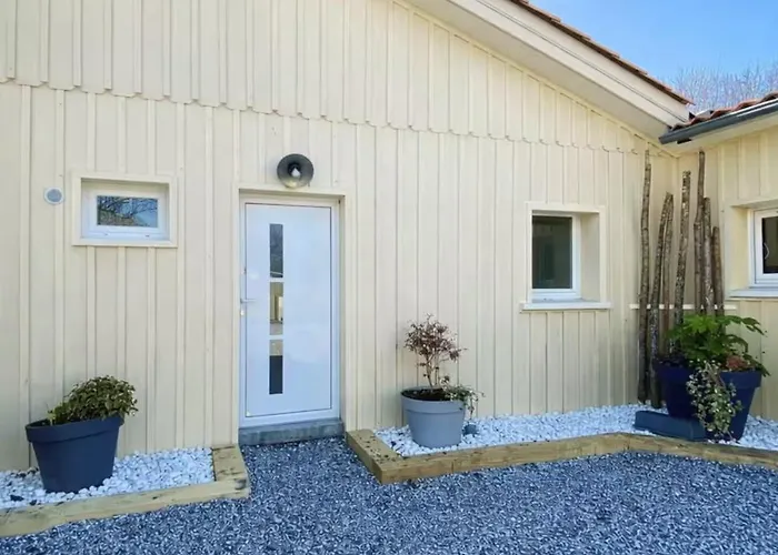 Jeane-rose, Maison En Bois Avec Piscine *